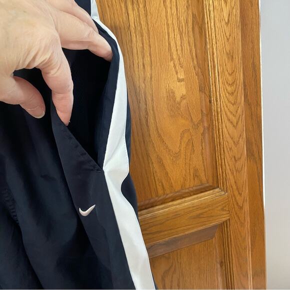 Nike Mens Navy White Stripes Nylon Zip Leg Y2K Athletic Track Pants Medium Retro - Picture 10 of 15